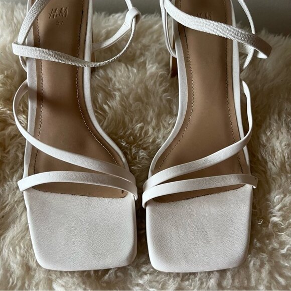 H&M White Square Toe Heeled Sandals - Picture 5 of 13